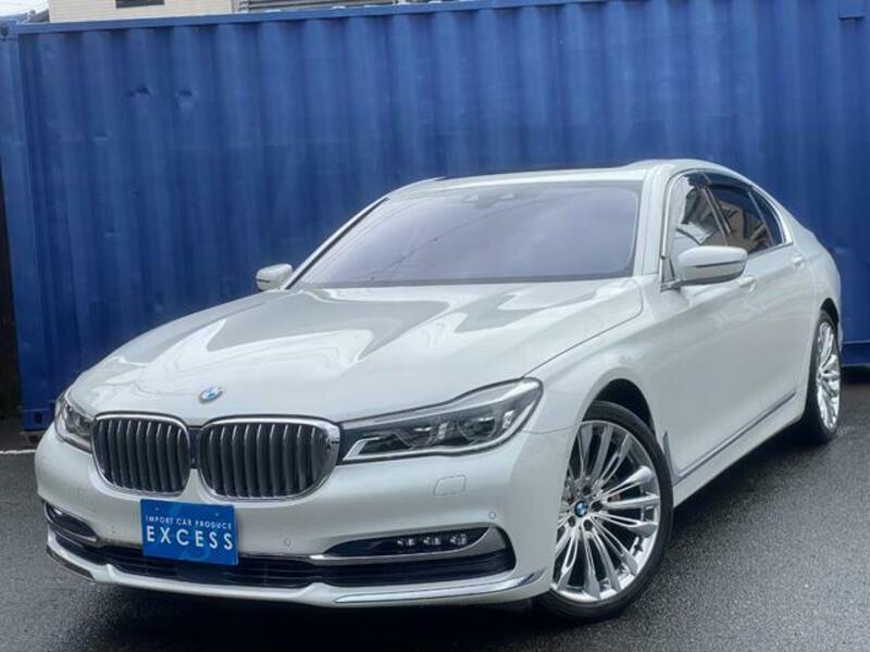 BMW 7 SERIES