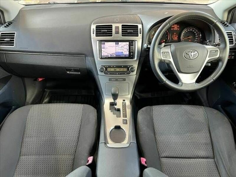AVENSIS WAGON