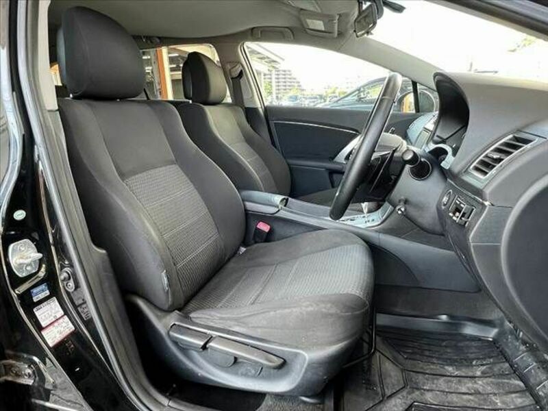 AVENSIS WAGON