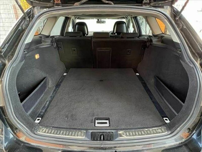 AVENSIS WAGON