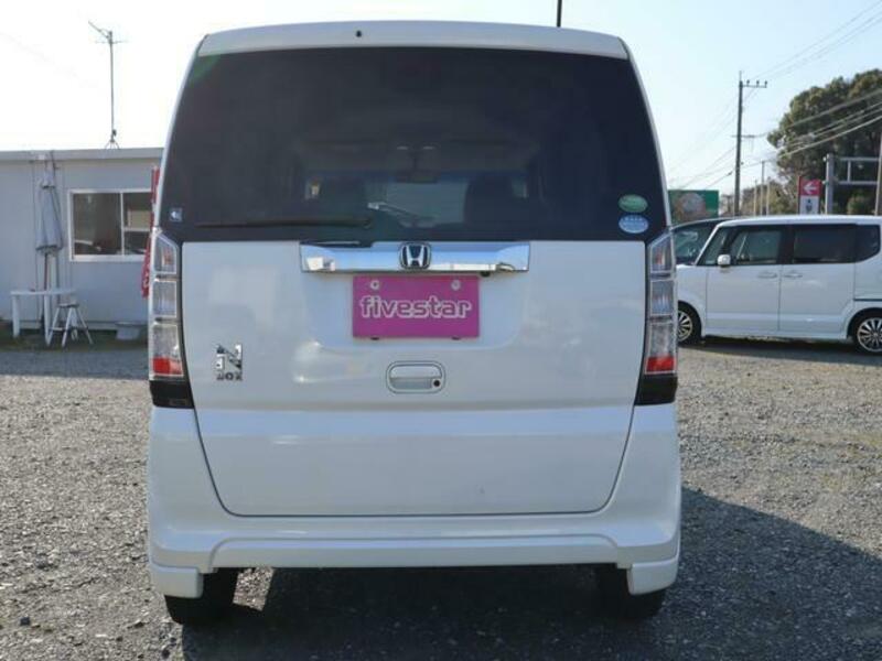 N BOX