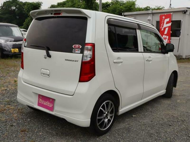 WAGON R