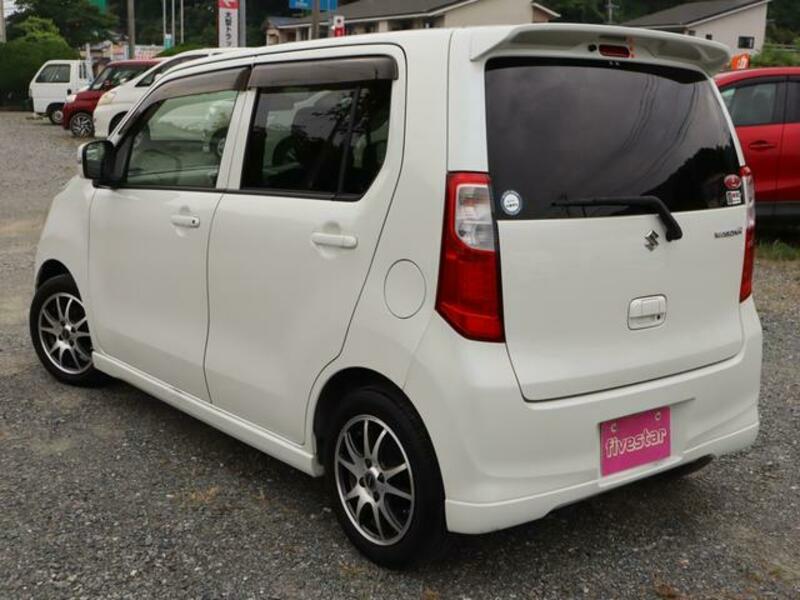 WAGON R