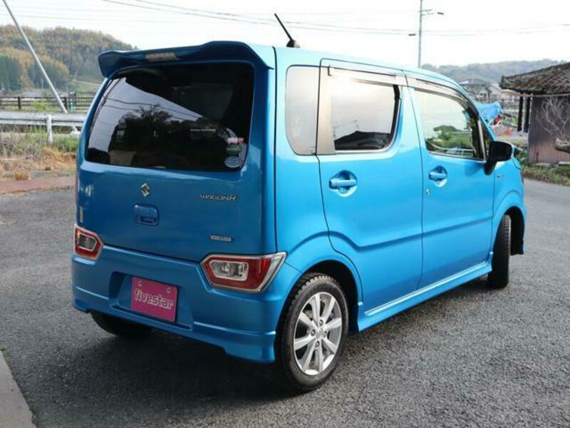 WAGON R