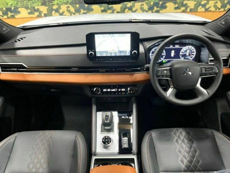 OUTLANDER PHEV