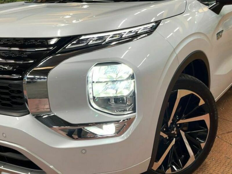 OUTLANDER PHEV
