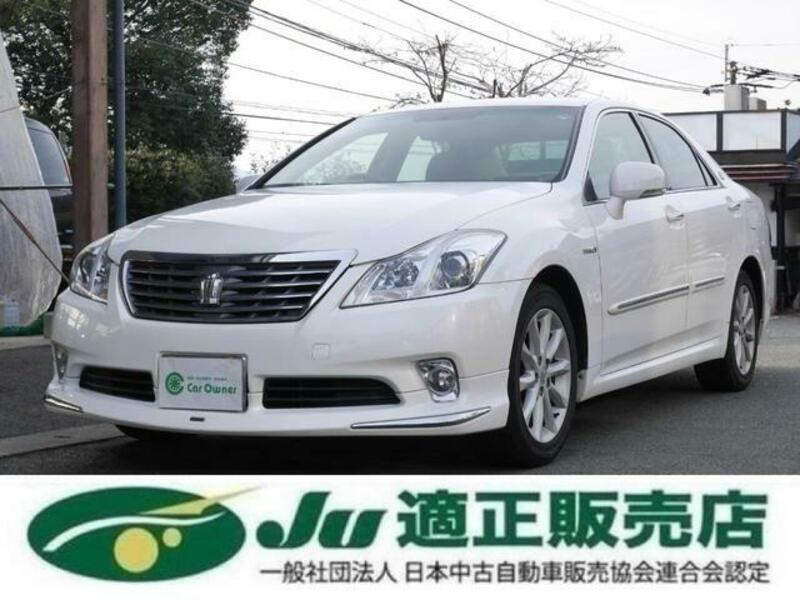 TOYOTA CROWN
