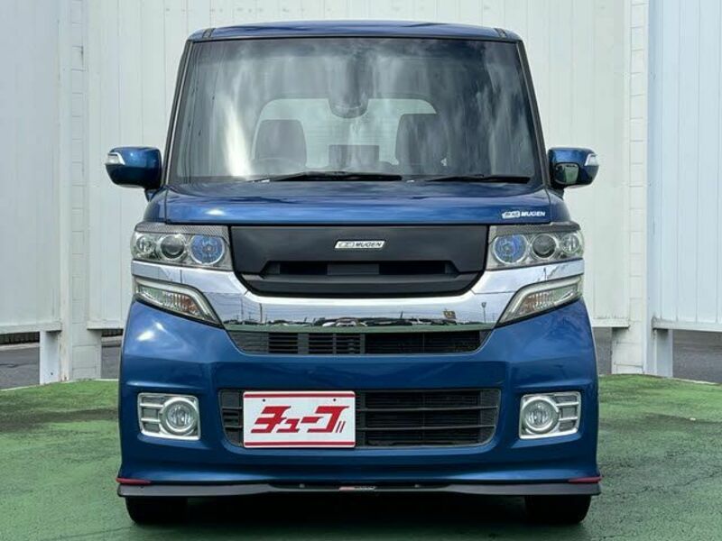 N BOX CUSTOM