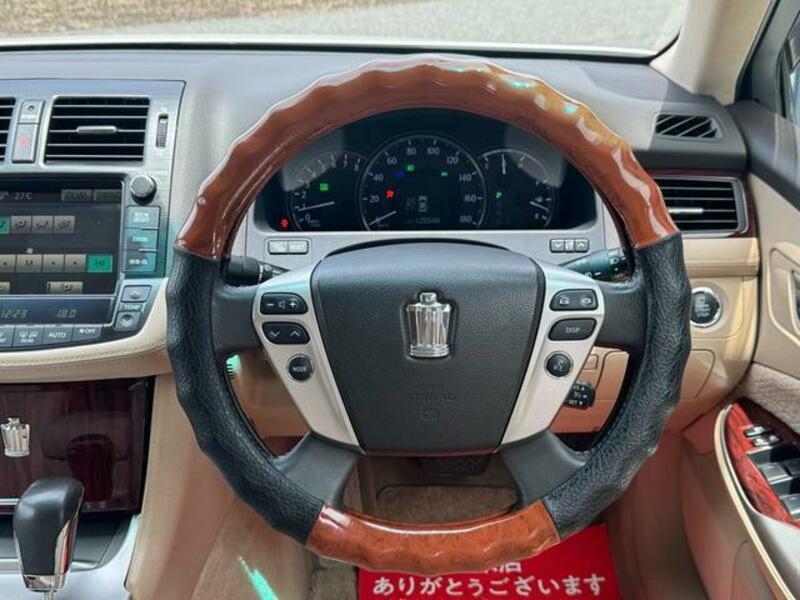 CROWN
