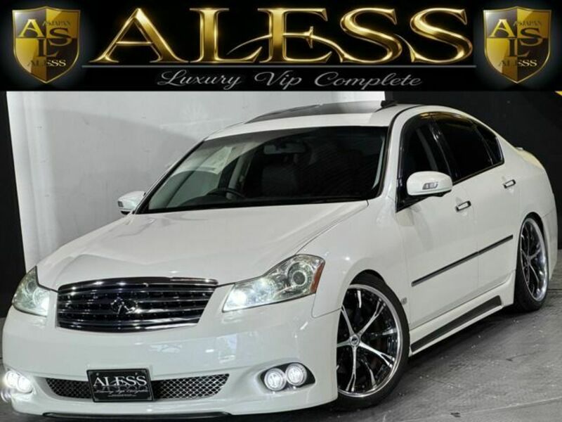 NISSAN FUGA