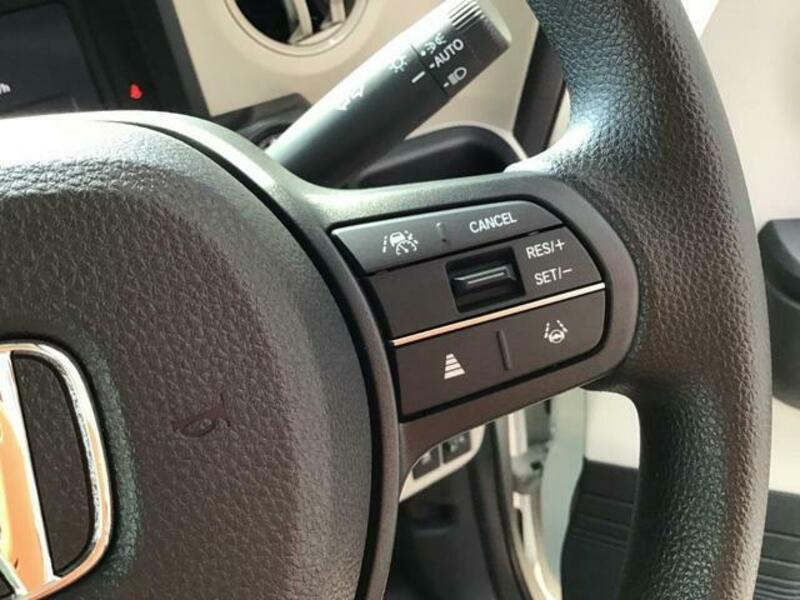 N BOX