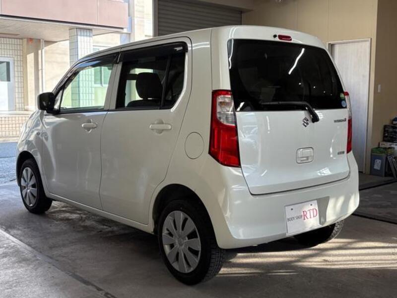WAGON R