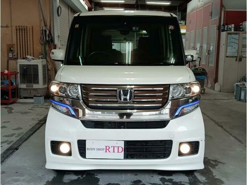 N BOX CUSTOM