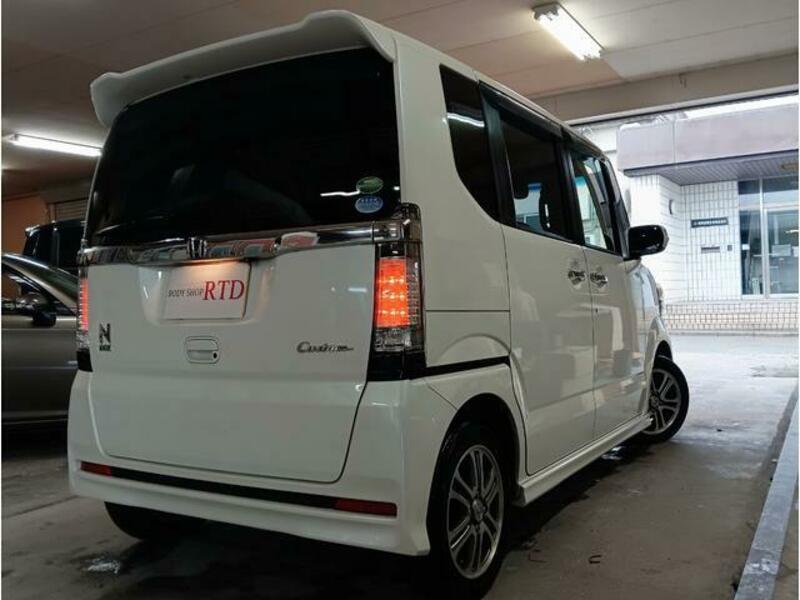 N BOX CUSTOM