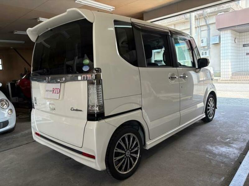 N BOX CUSTOM