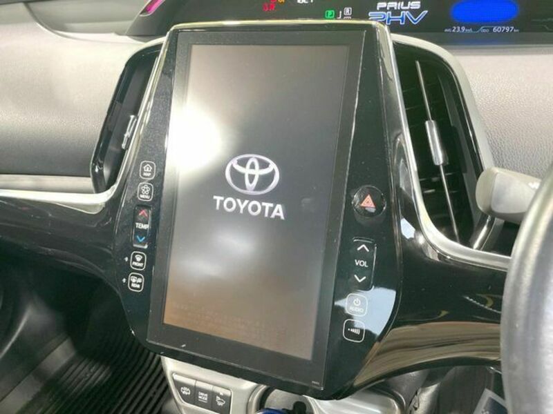 PRIUS PHV