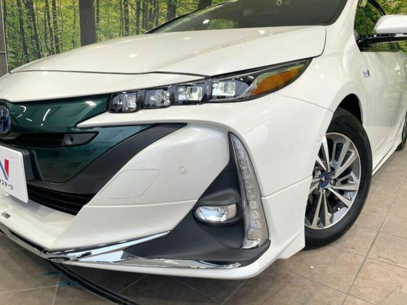 PRIUS PHV