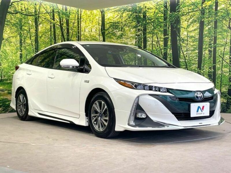 PRIUS PHV