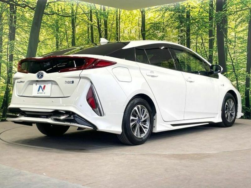 PRIUS PHV