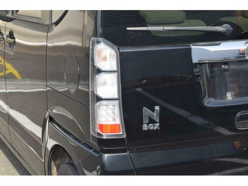 N BOX