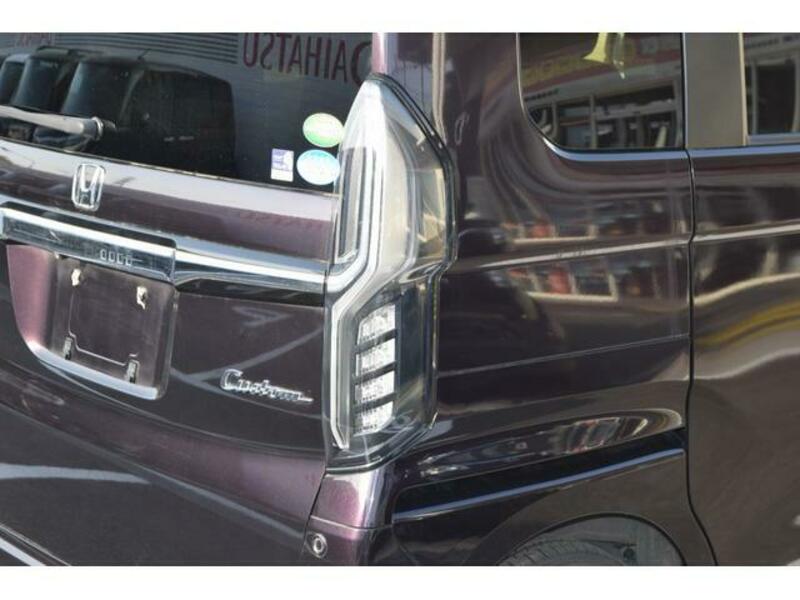 N BOX CUSTOM