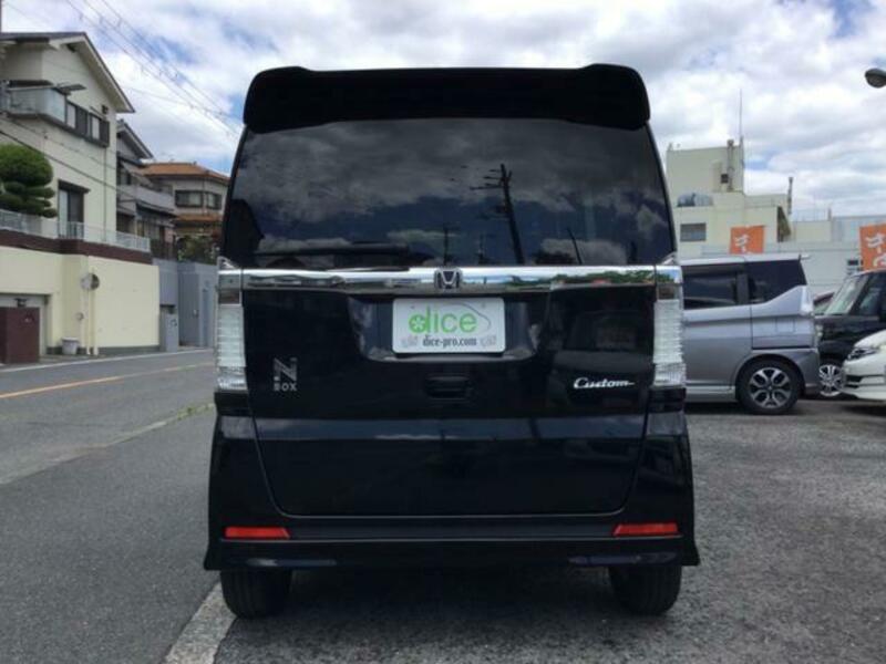 N BOX CUSTOM