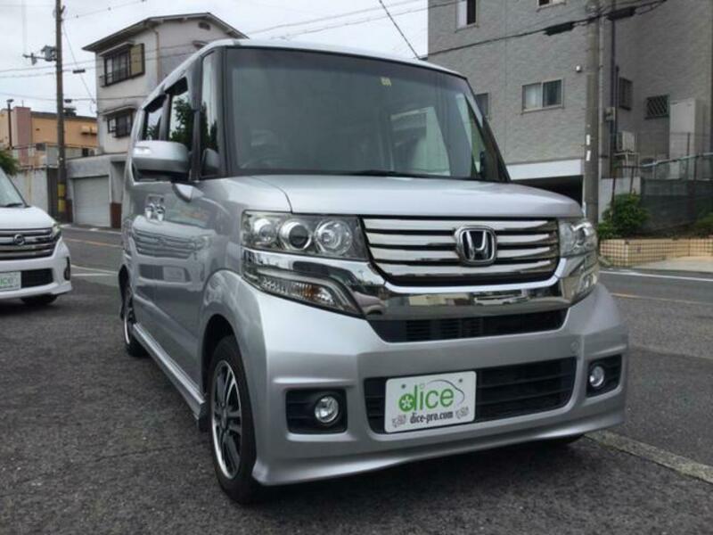 N BOX CUSTOM