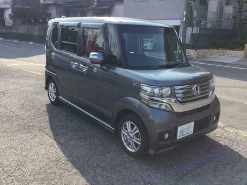 N BOX CUSTOM