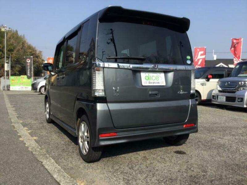N BOX CUSTOM