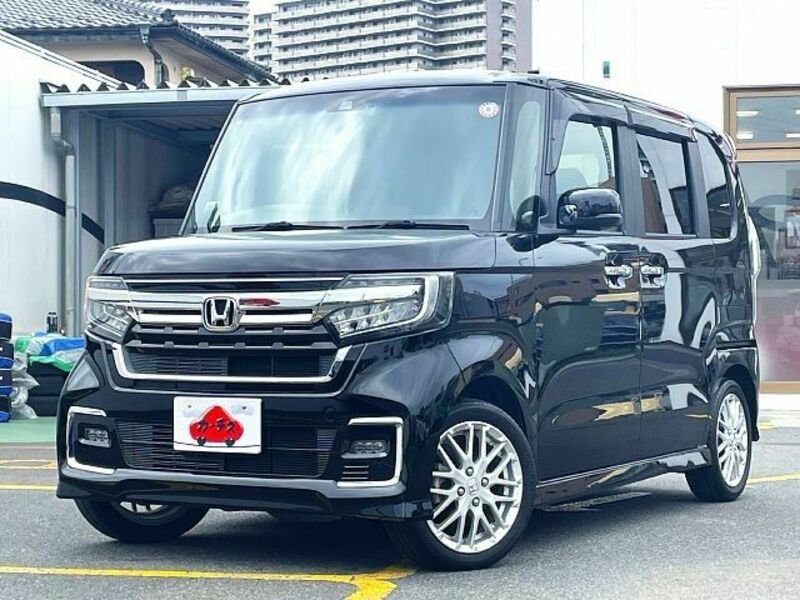 HONDA N BOX CUSTOM