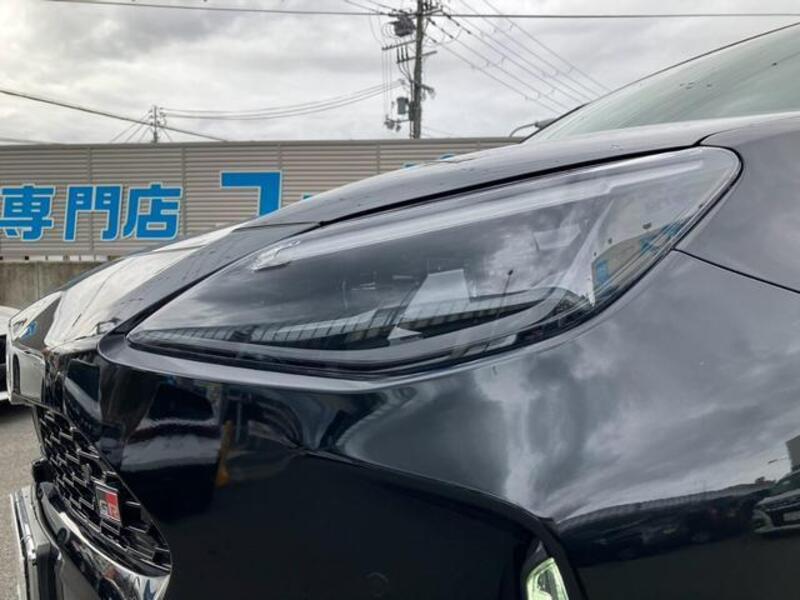 YARIS CROSS