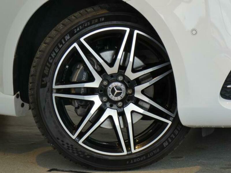 V-CLASS