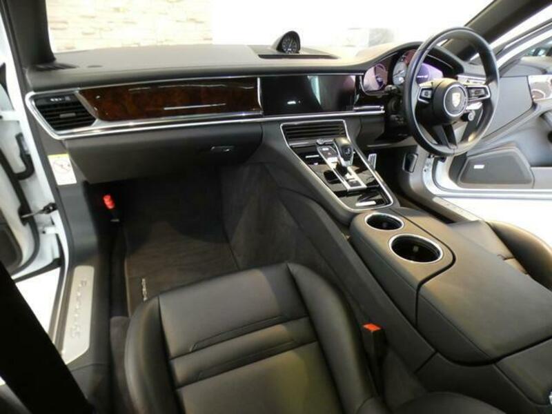 PANAMERA