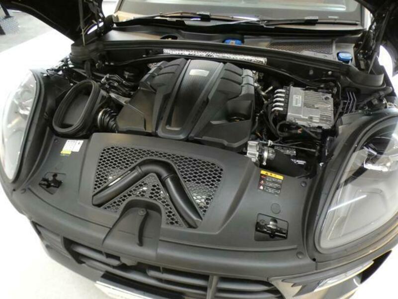 MACAN