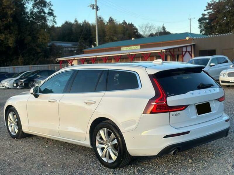 V60