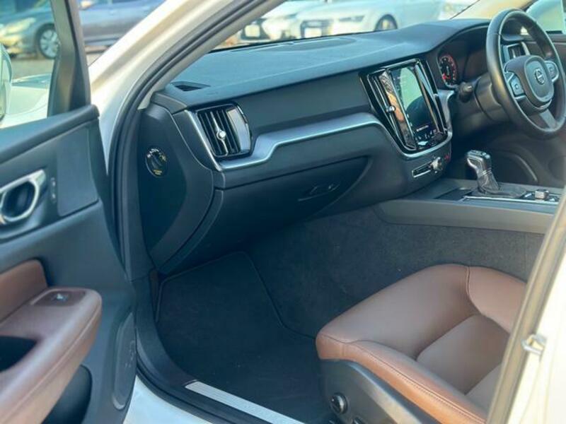 V60