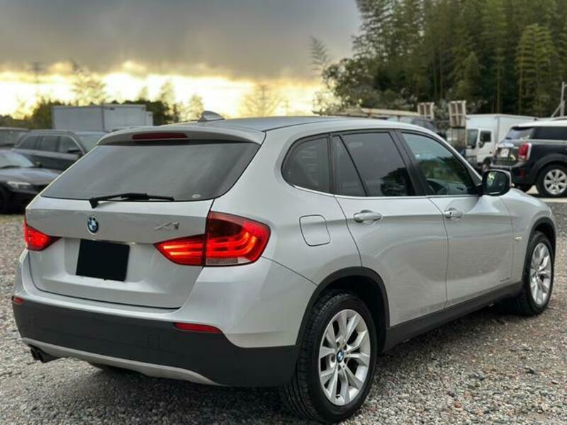 X1