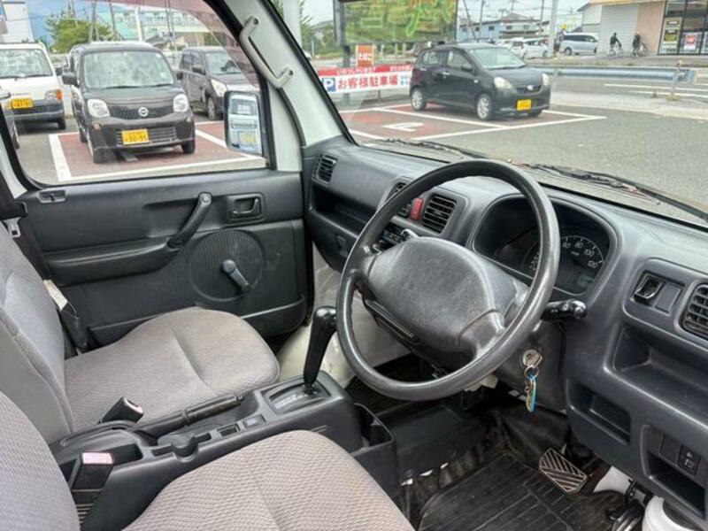 CARRY TRUCK