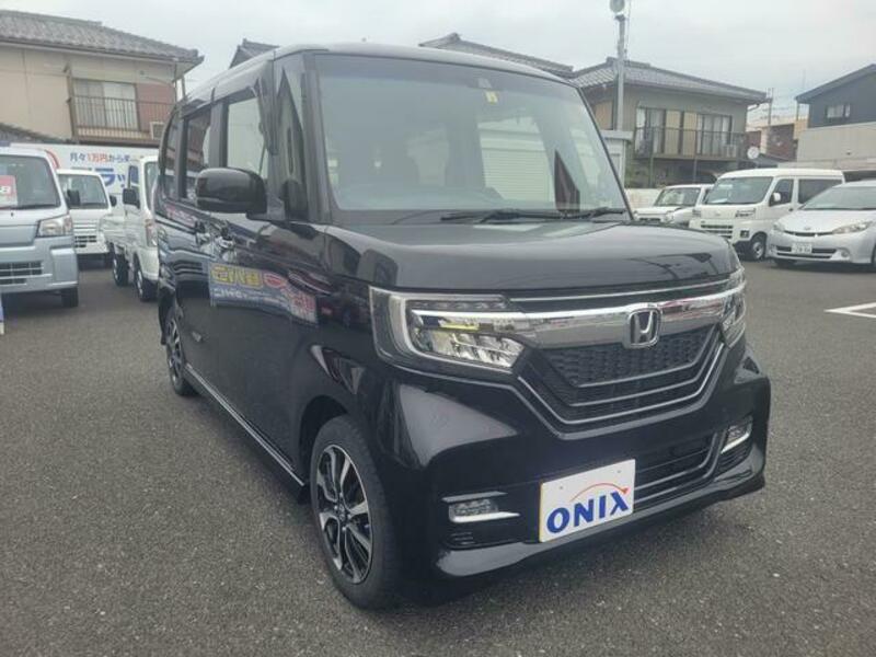 N BOX CUSTOM