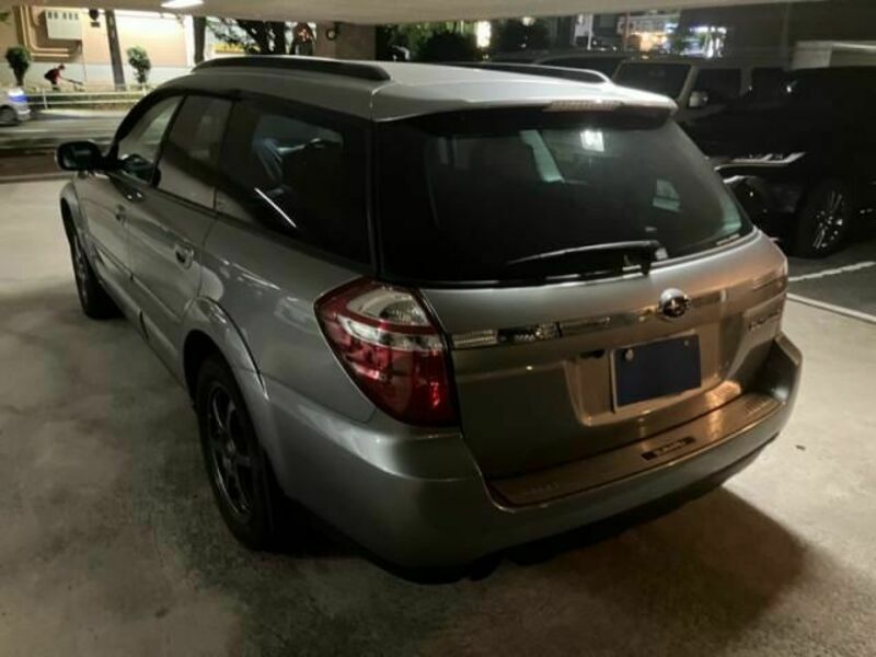 LEGACY OUTBACK