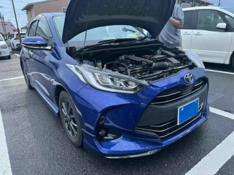TOYOTA YARIS