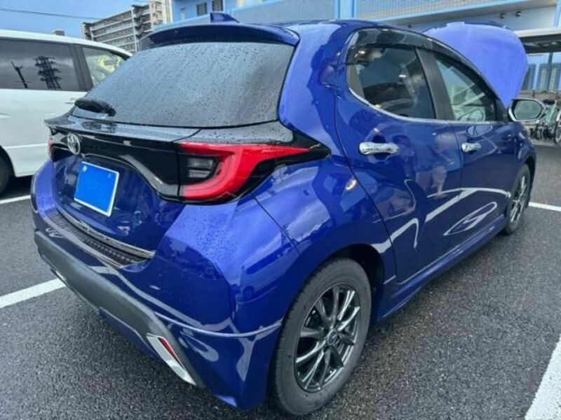 YARIS