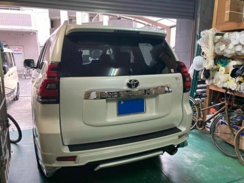 LAND CRUISER PRADO