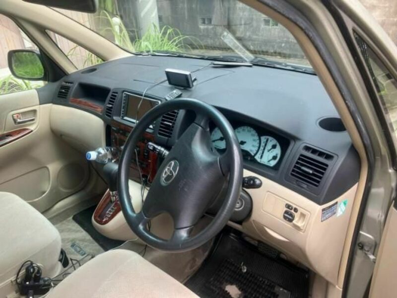COROLLA SPACIO