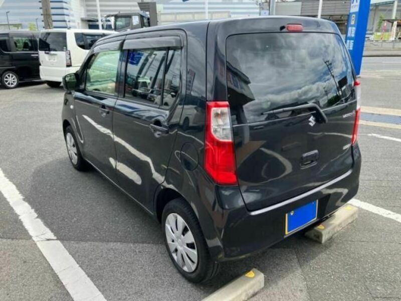 WAGON R