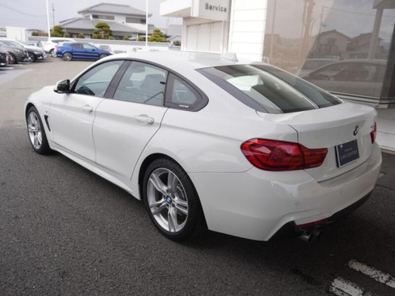 4 SERIES