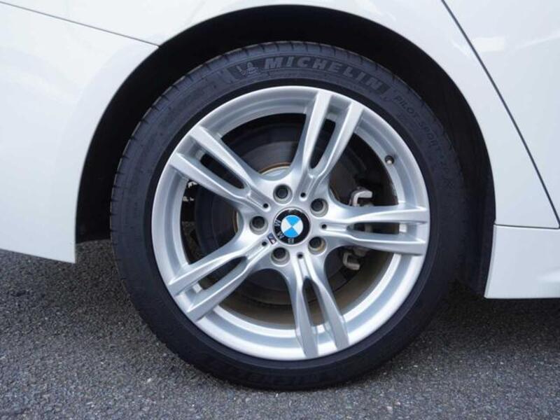 4 SERIES