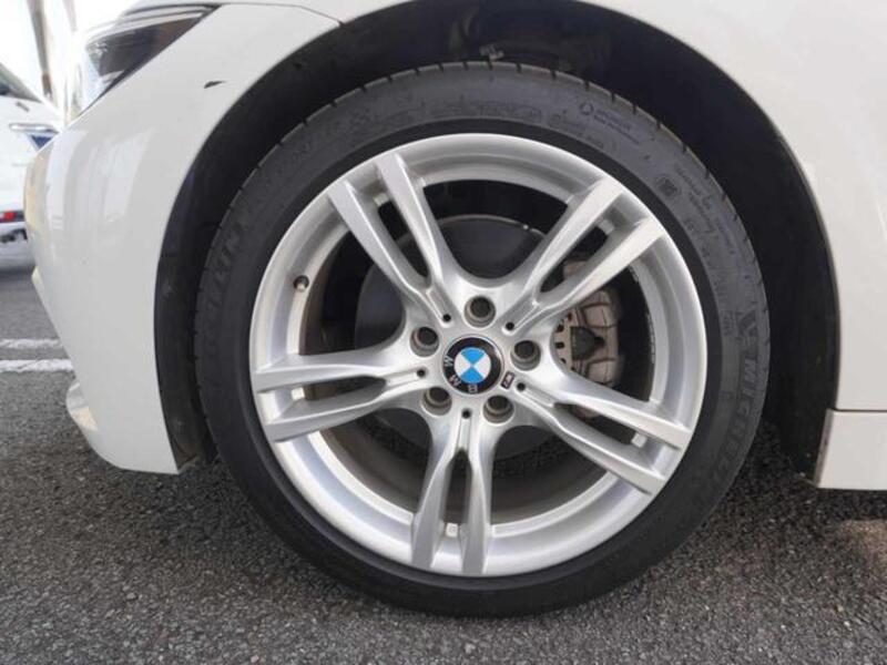 4 SERIES