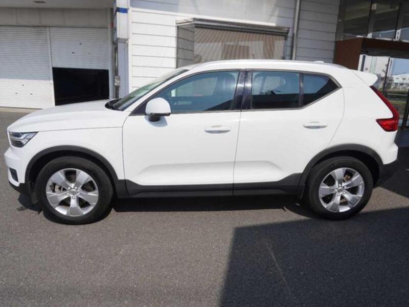 XC40