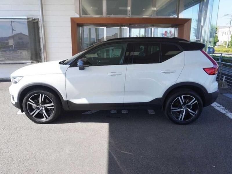XC40